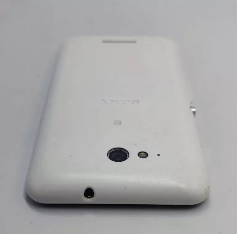 TELEFON SONY XPERIA E4G E2003 BIAŁY SPRAWNY