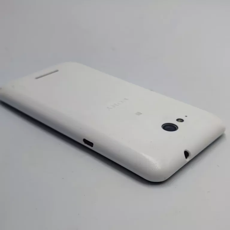 TELEFON SONY XPERIA E4G E2003 BIAŁY SPRAWNY