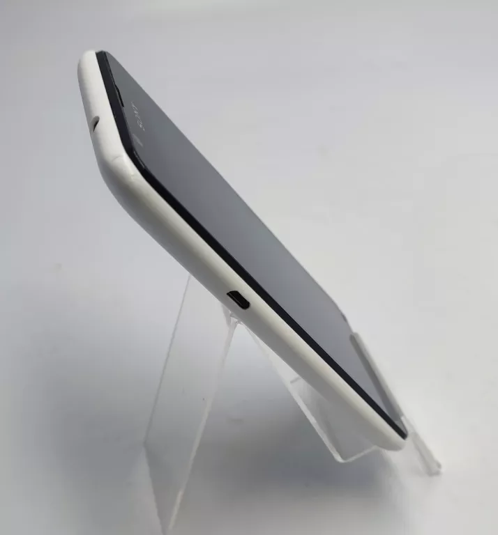 TELEFON SONY XPERIA E4G E2003 BIAŁY SPRAWNY