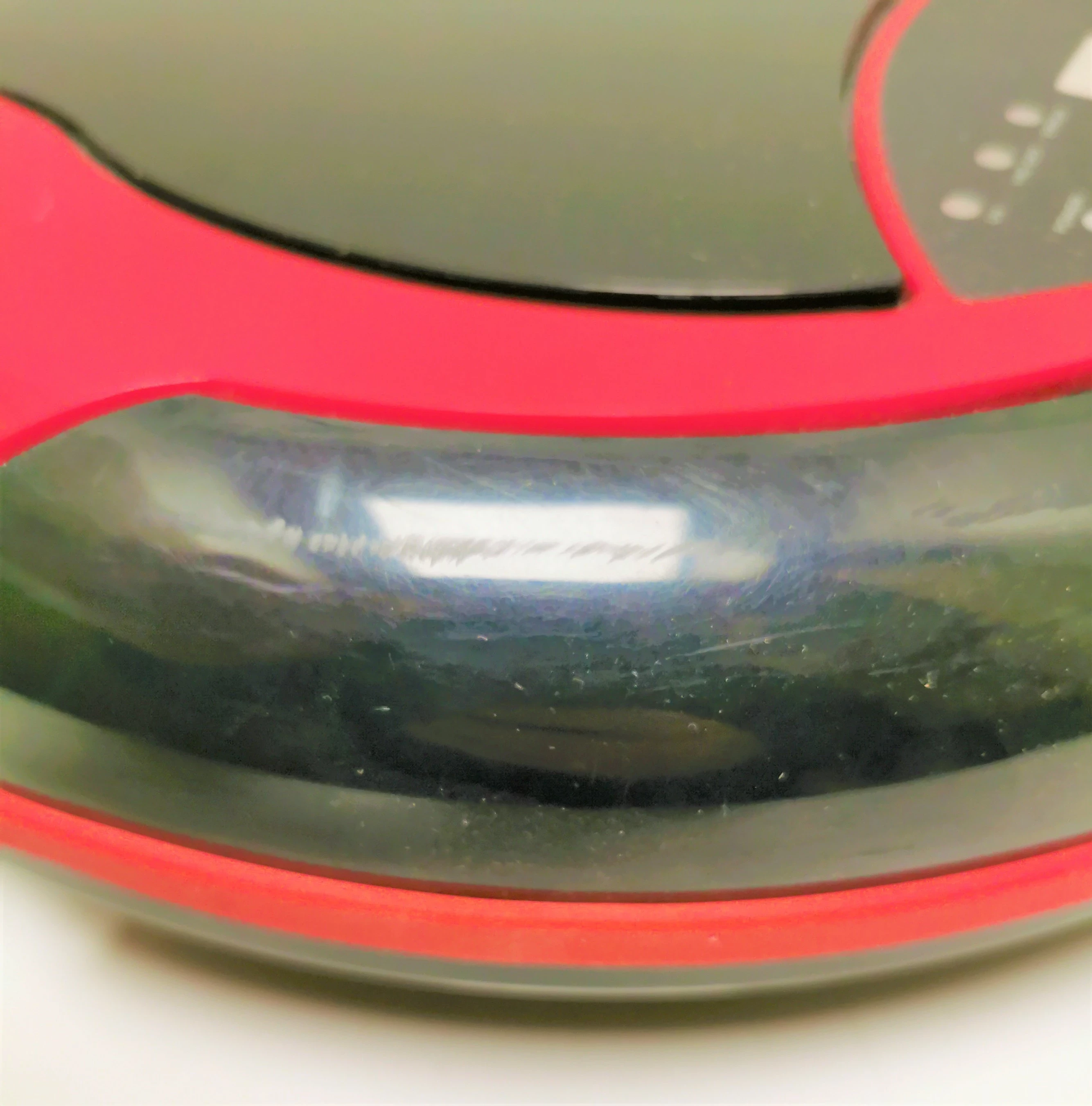 odkurzacz-agait-ec-01-czerwony-model-ec-01