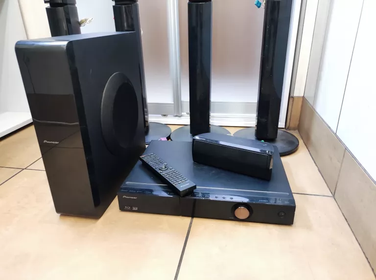 KINO DOMOWE PIONEER XV-BD421W