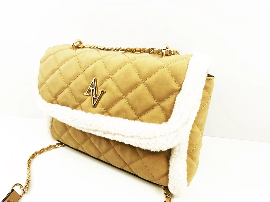 torebka-pikowana-jasna-aa-new-yoker-material-dominujacy-inny