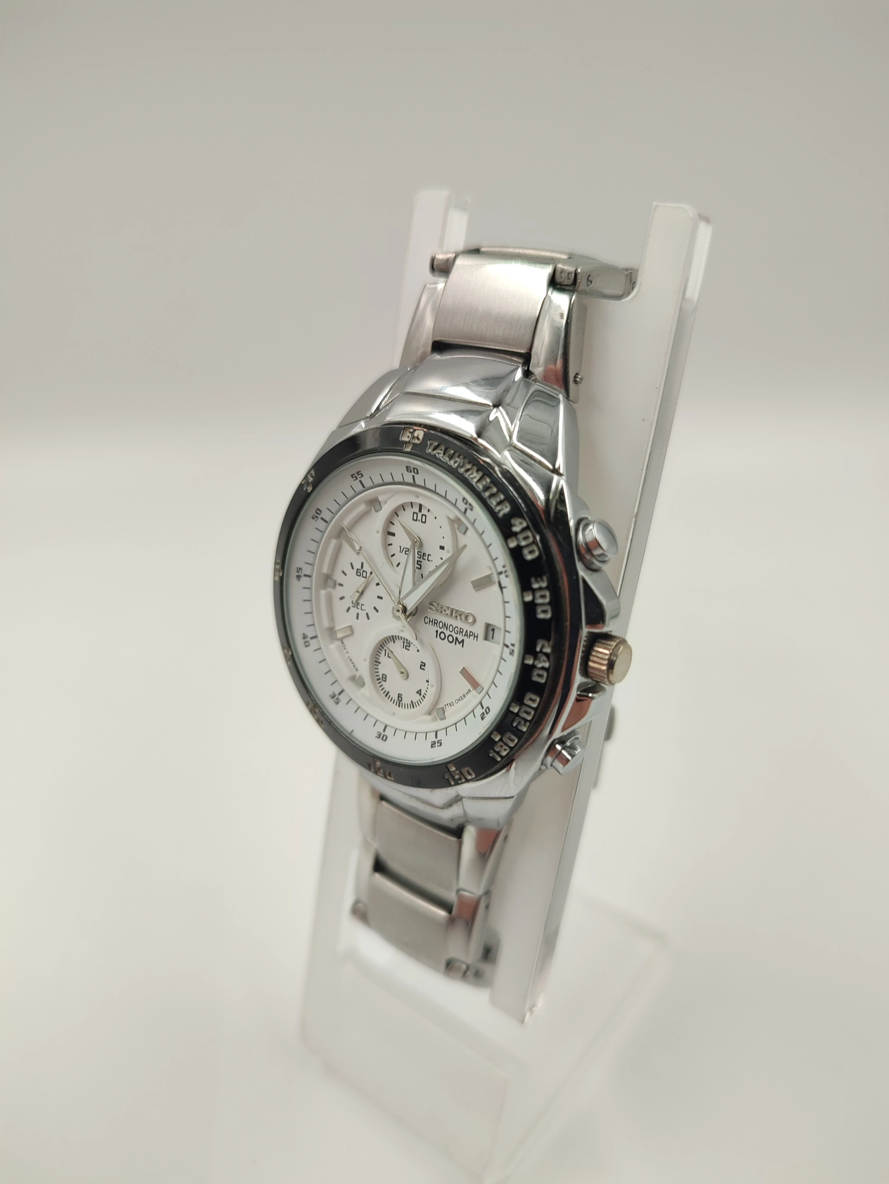 zegarek-seiko-chronograph-100m-rodzaj-analogowe