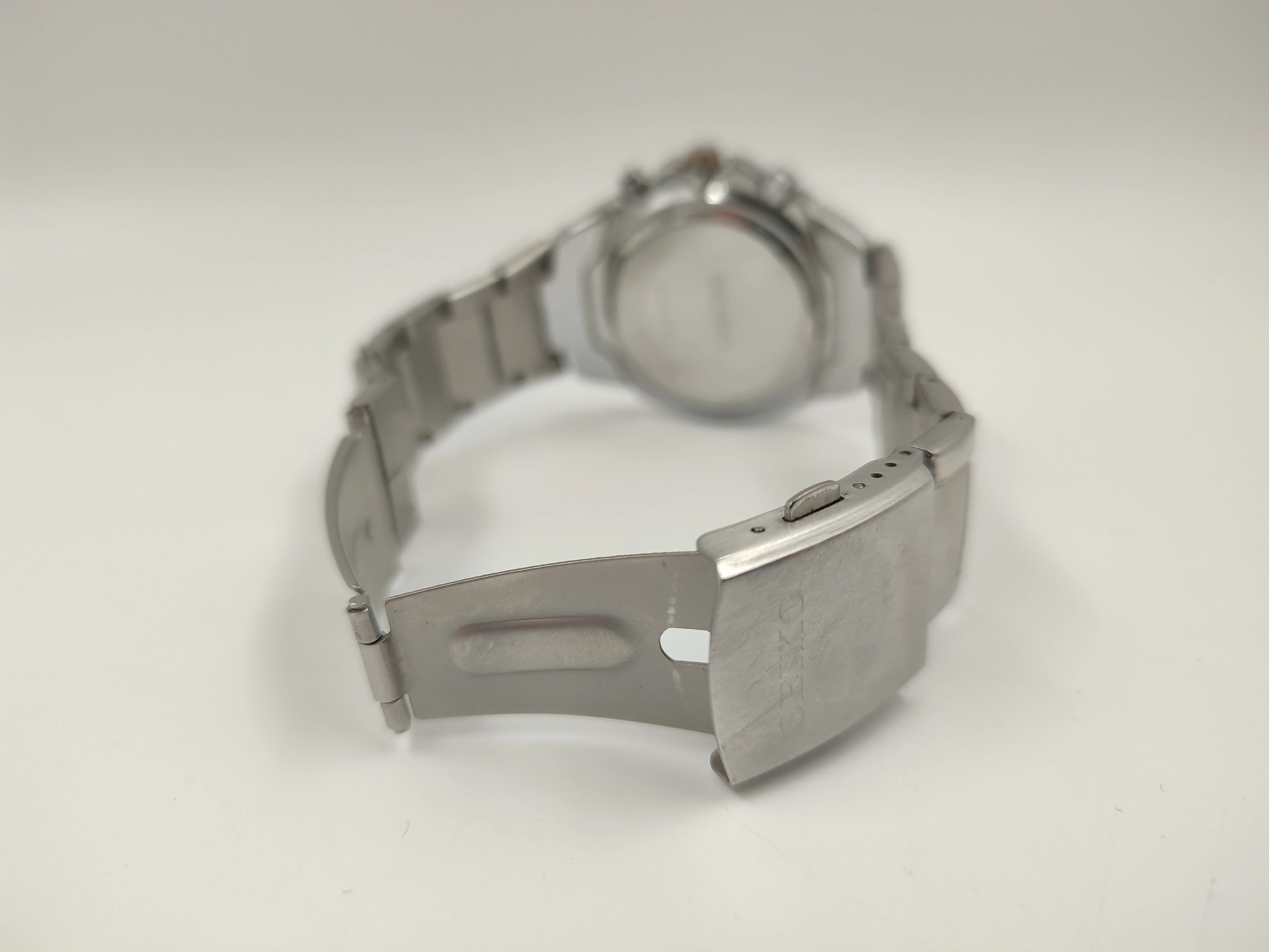 zegarek-seiko-chronograph-100m-typ-nareczny