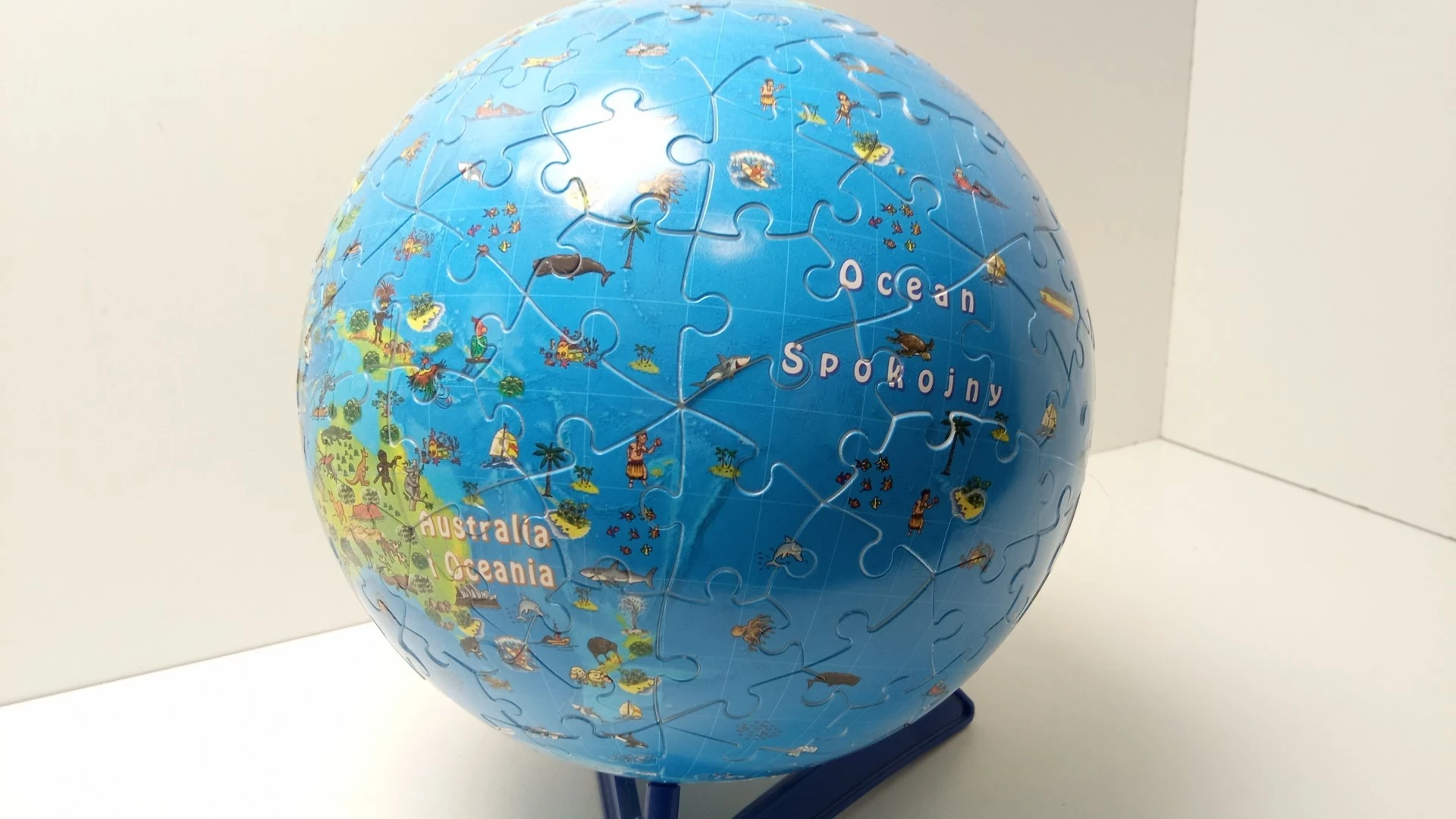 puzzle-3d-trefl-globus-180-marka-trefl