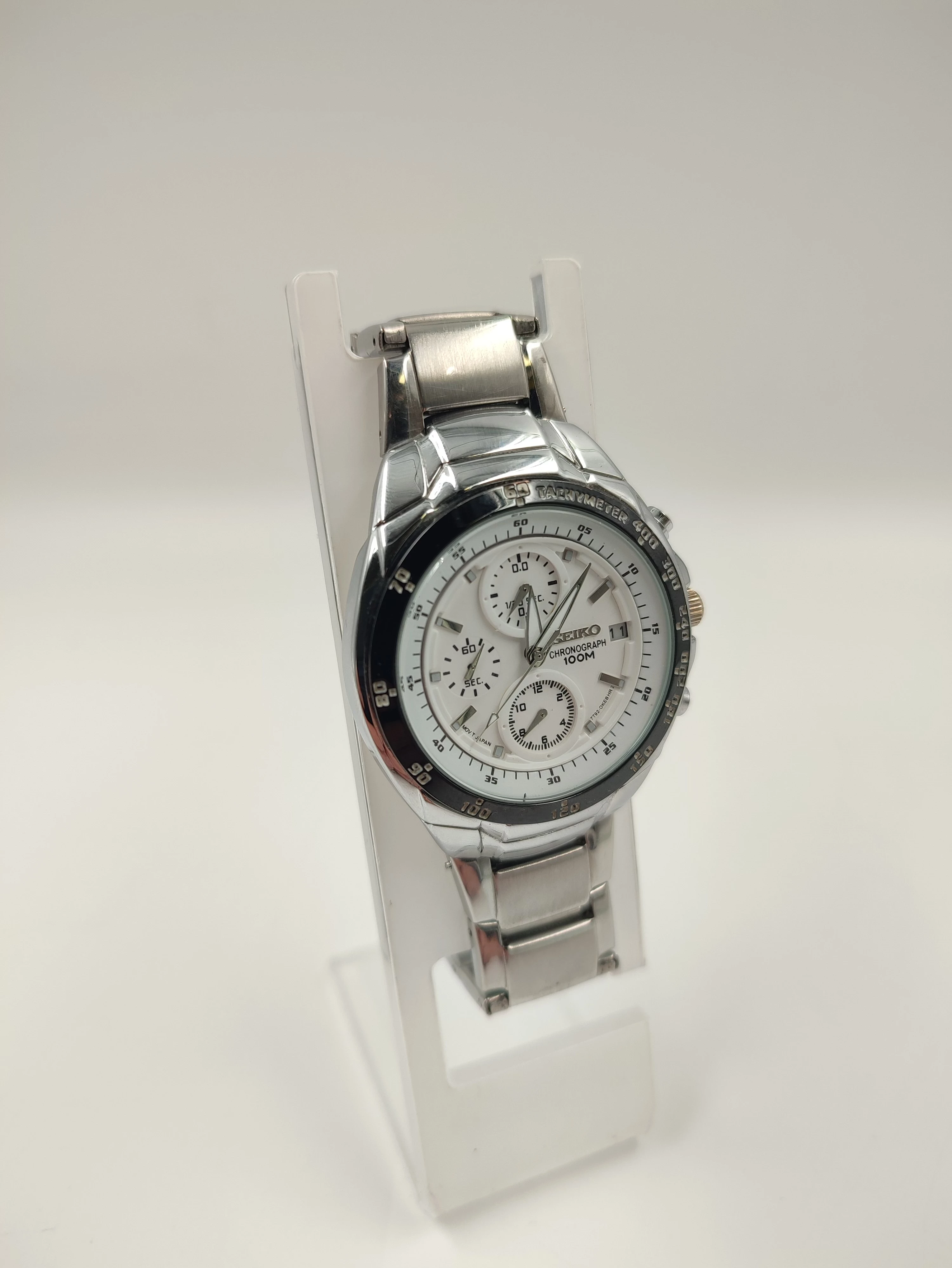 zegarek-seiko-chronograph-100m-mechanizm-kwarcowy