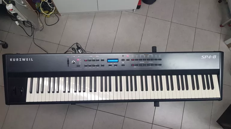 PIANINO KURZWEIL SP4-8 + 2X KOLUMNA + AMPLITUNER