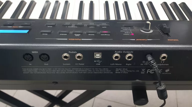 PIANINO KURZWEIL SP4-8 + 2X KOLUMNA + AMPLITUNER