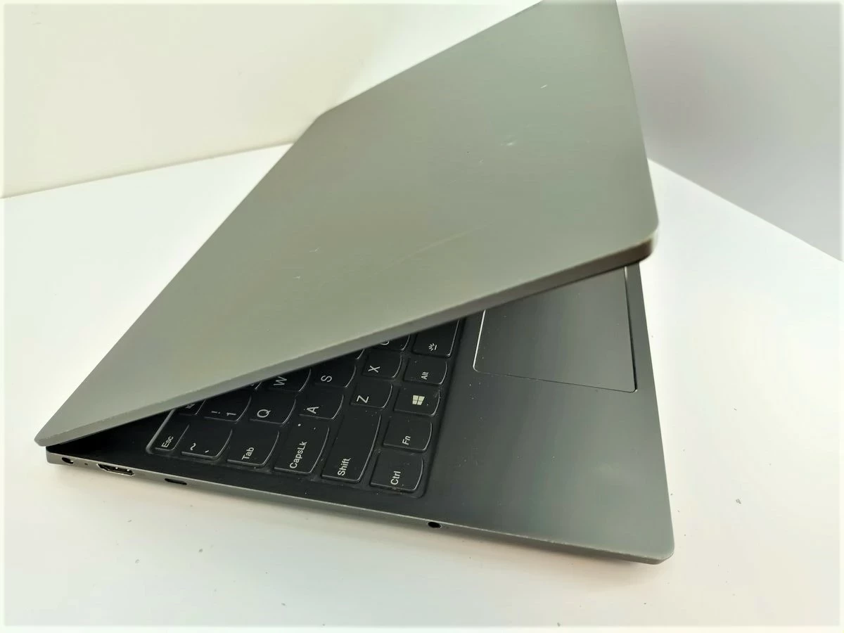 lenovo-ideapad-s540-i5-8260u-8gb-intel-620-seria-procesora-4366-20