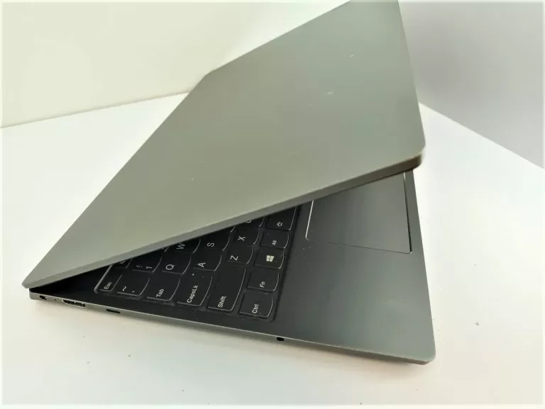 LENOVO IDEAPAD S540 I5 8260U 8GB  INTEL 620