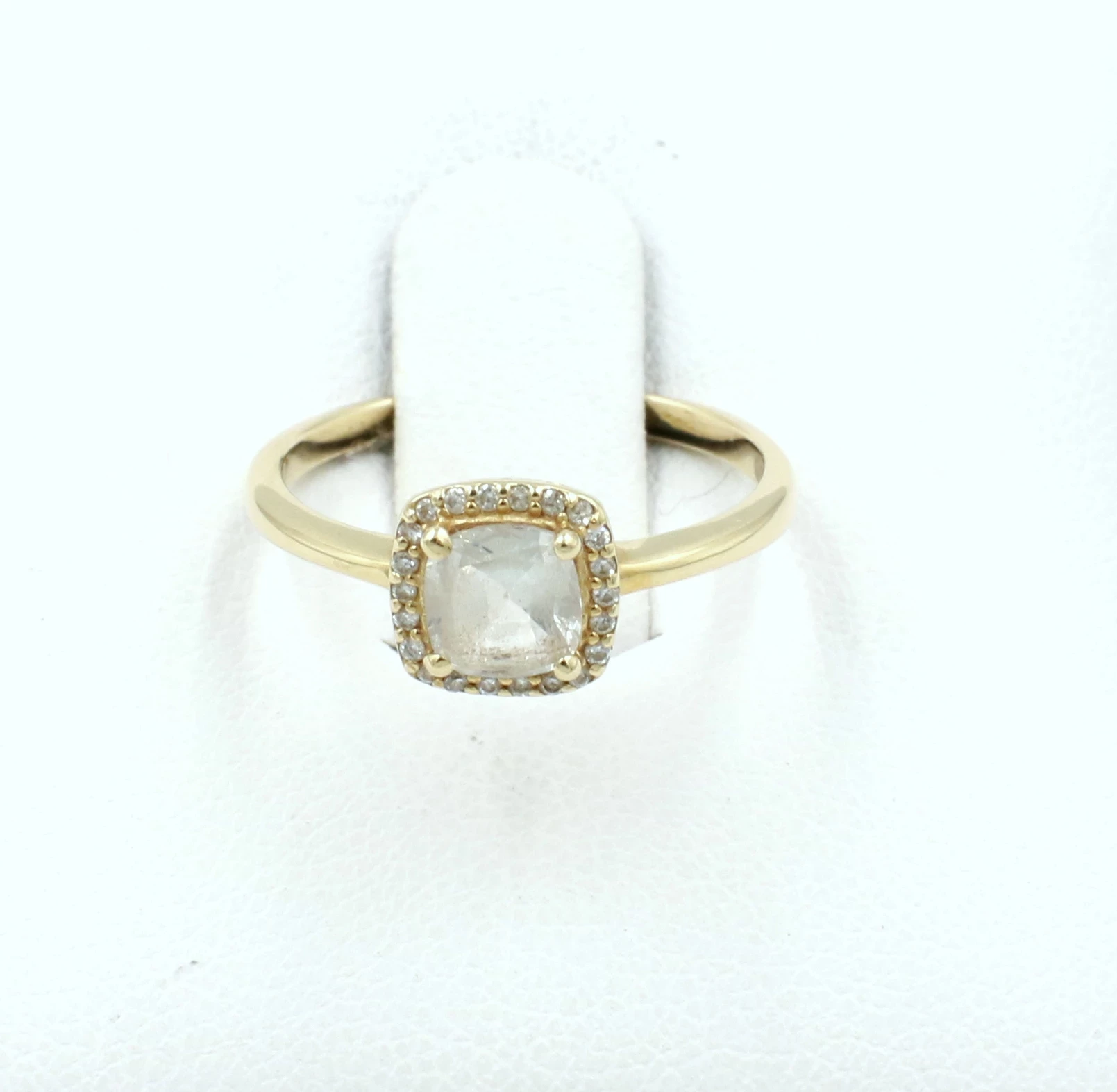 pierscionek-savicki-22-diamentyszafir-certyfikat-stan-uzywany