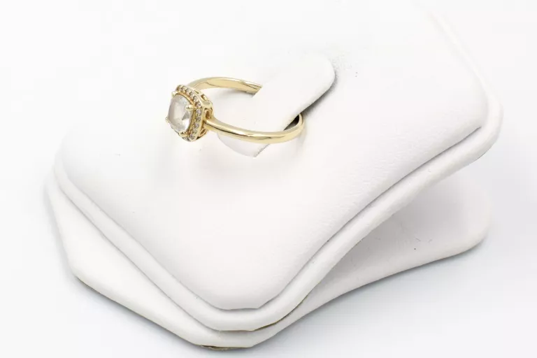 pierscionek-savicki-22-diamentyszafir-certyfikat-rodzaj-klasyczne