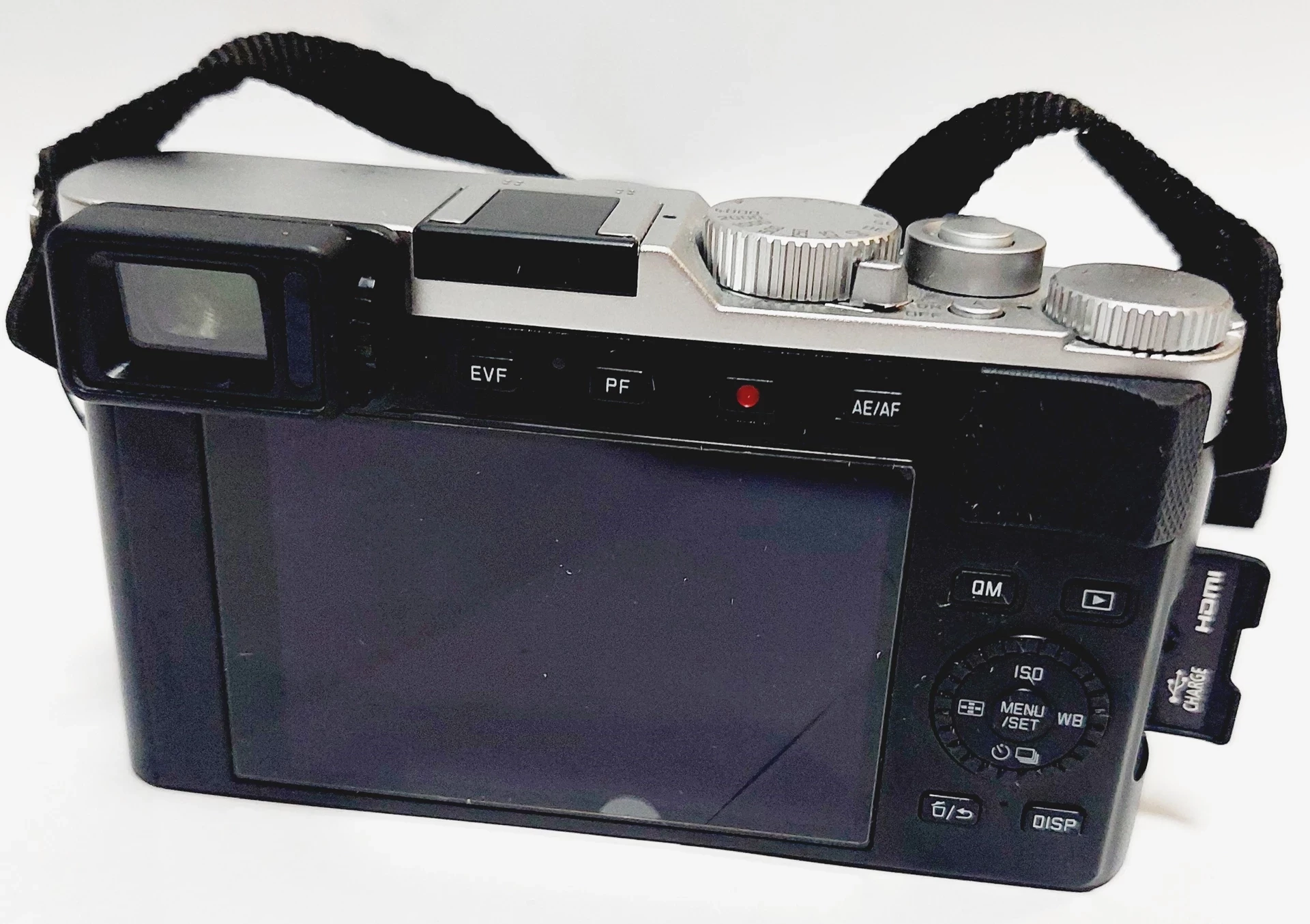 aparat-cyfrowy-leica-d-lux-7-komplet-zoom-optyczny-310