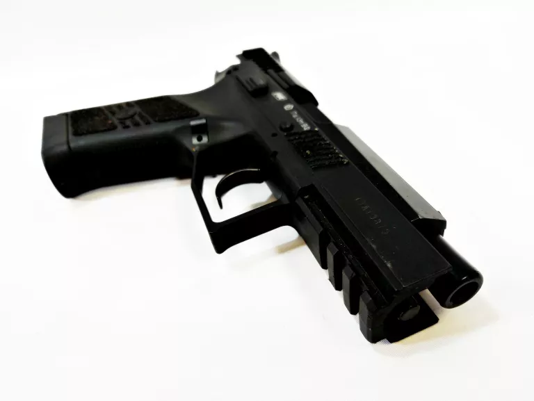 WIATRÓWKA ASG PISTOLET CZ 75 P-07 DUTY 4.5 MM CO2