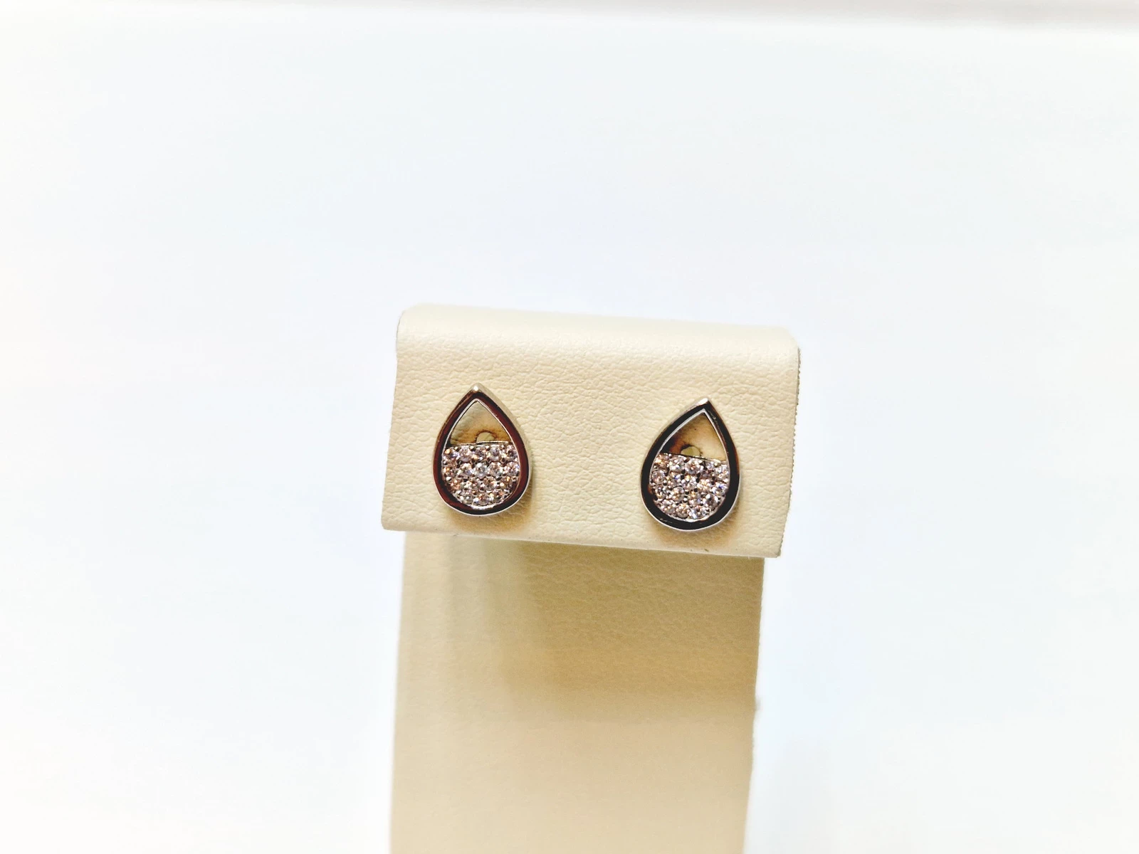 srebrne-sliczne-kolczyki-z-cyrkoniami-925-148g-stan-uzywany