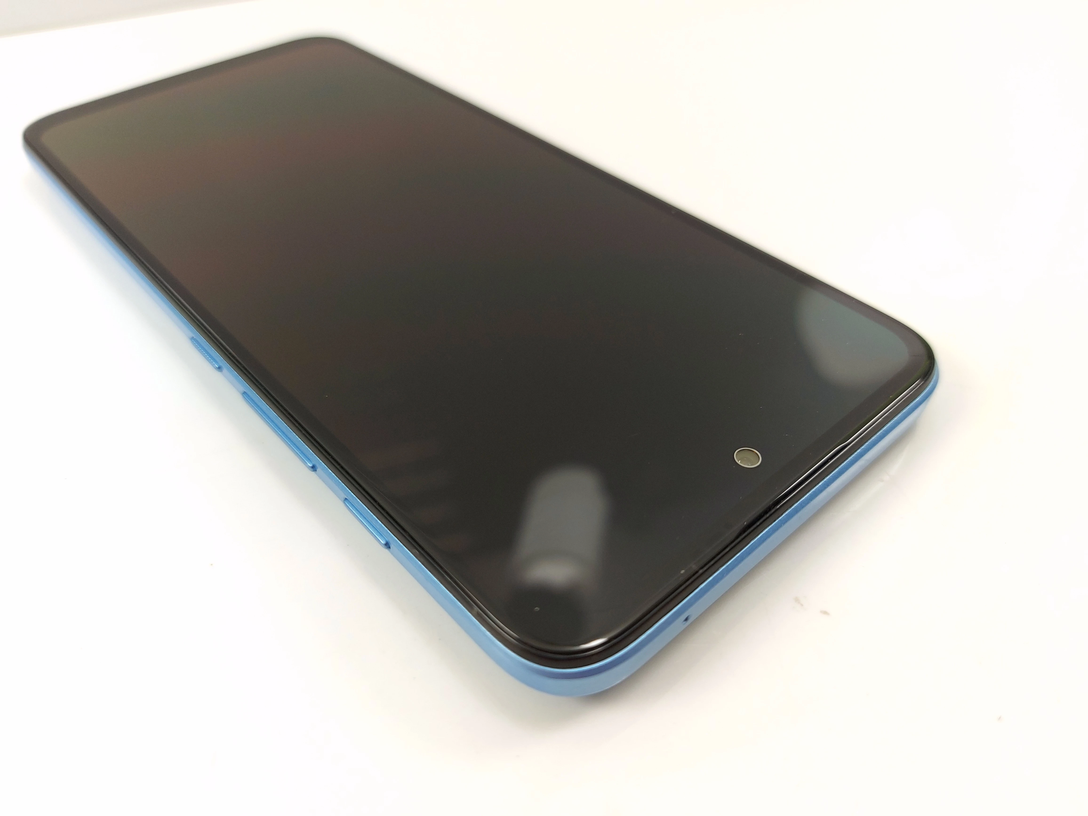 telefon-motorola-moto-g71-5g-jak-nowy-system-operacyjny-android