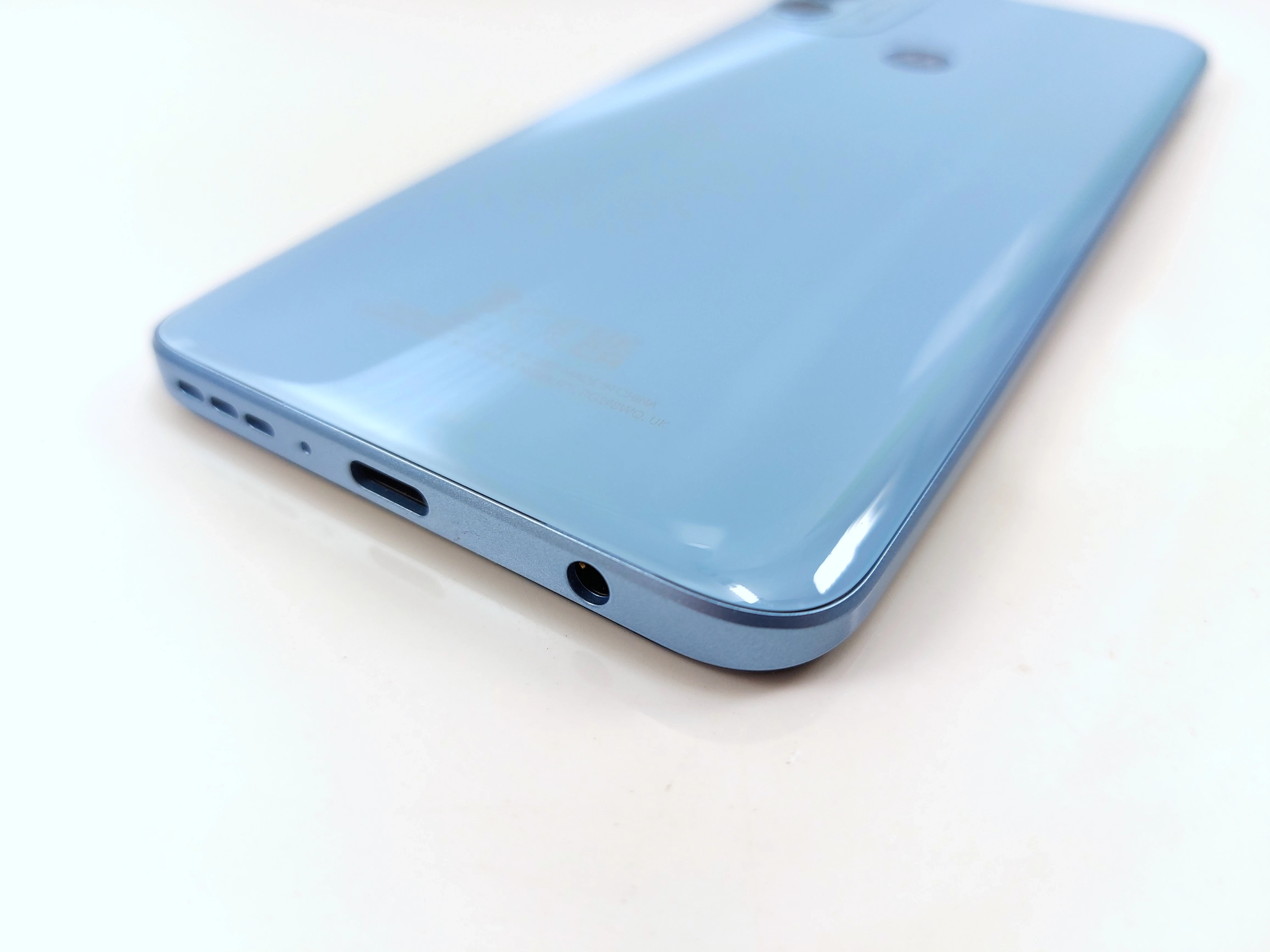 telefon-motorola-moto-g71-5g-jak-nowy-typ-smartfon