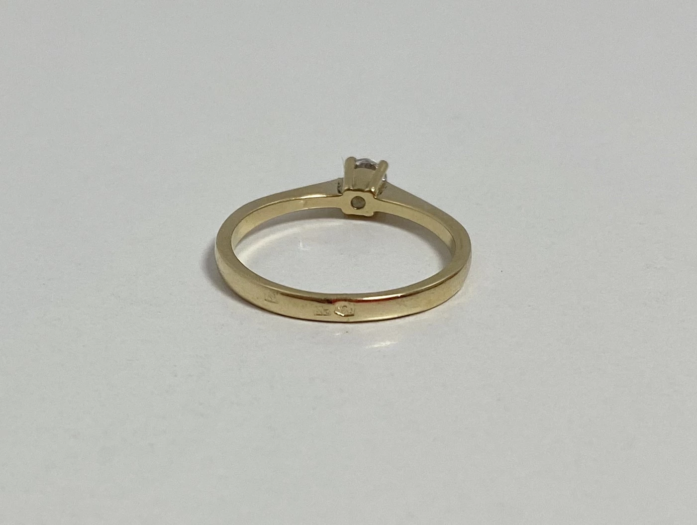 uroczy-zloty-pierscionek-z-oczkiem-ct585-r19-kamien-17088-128