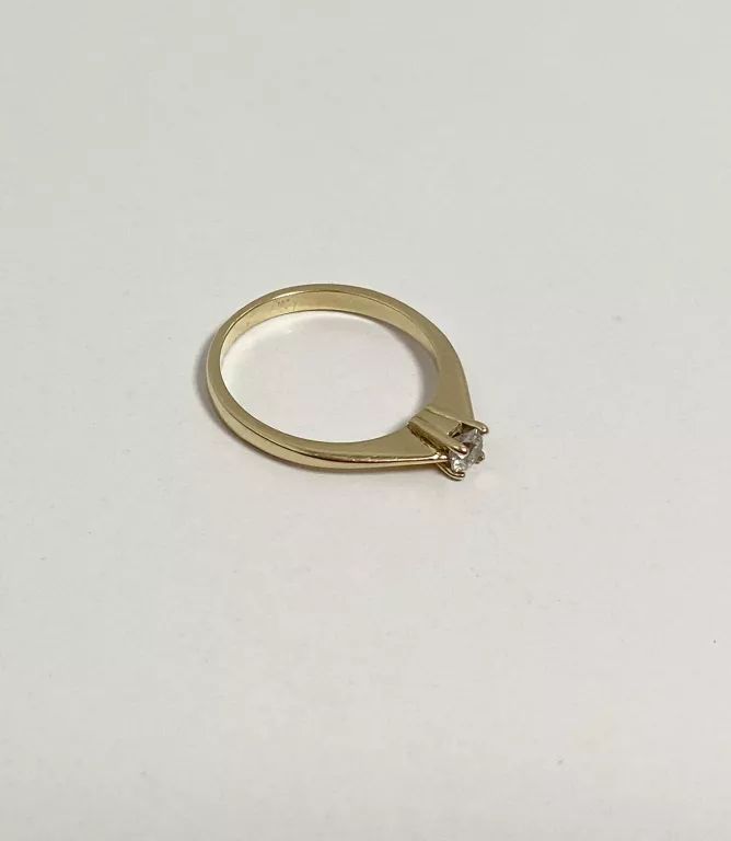 uroczy-zloty-pierscionek-z-oczkiem-ct585-r19-waga-257