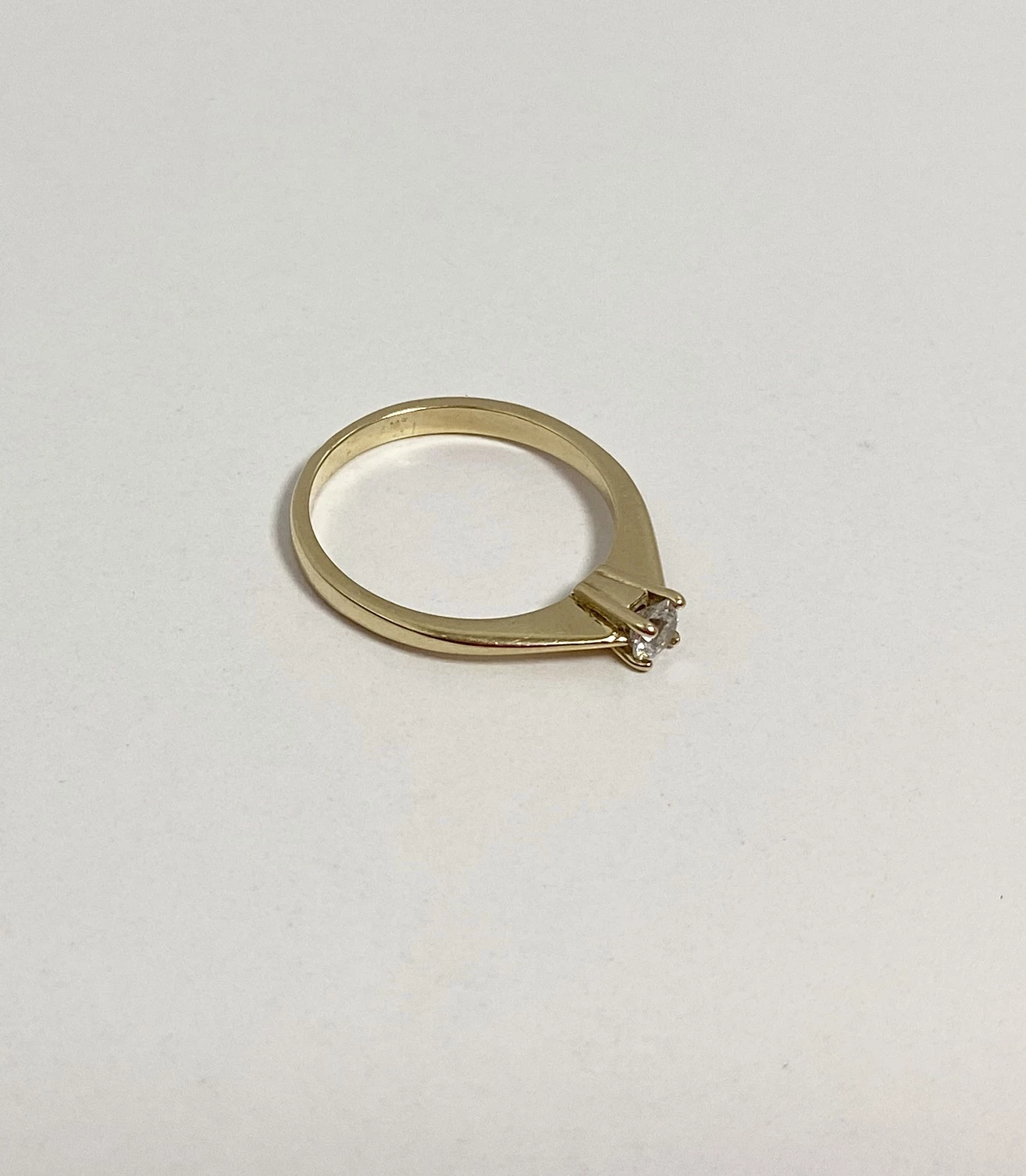 uroczy-zloty-pierscionek-z-oczkiem-ct585-r19-waga-257