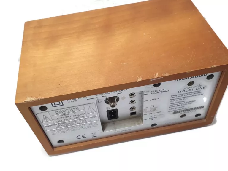 RADIO TIVOLI AUDIO MODEL ONE OKABLOWANIE