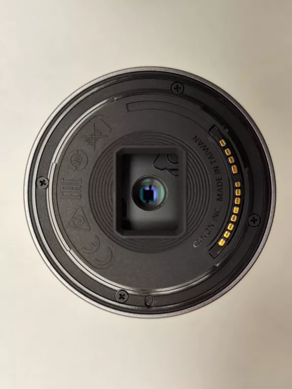 obiektyw-canon-rf-s-18-45mm-f45-63-is-stm-ean-gtin-4549292188325