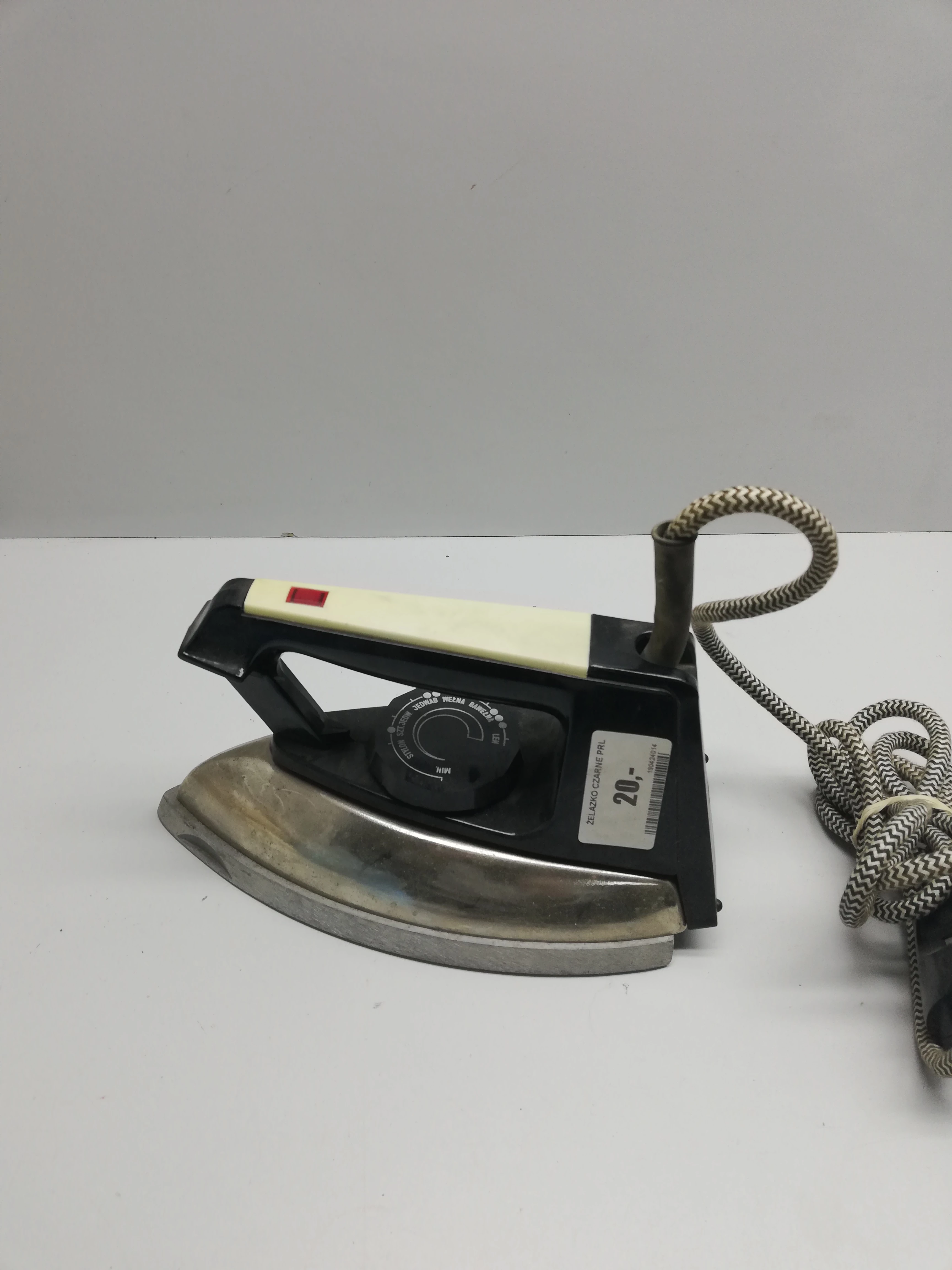 zelazko-czarne-prl-gdanska-1-rypin