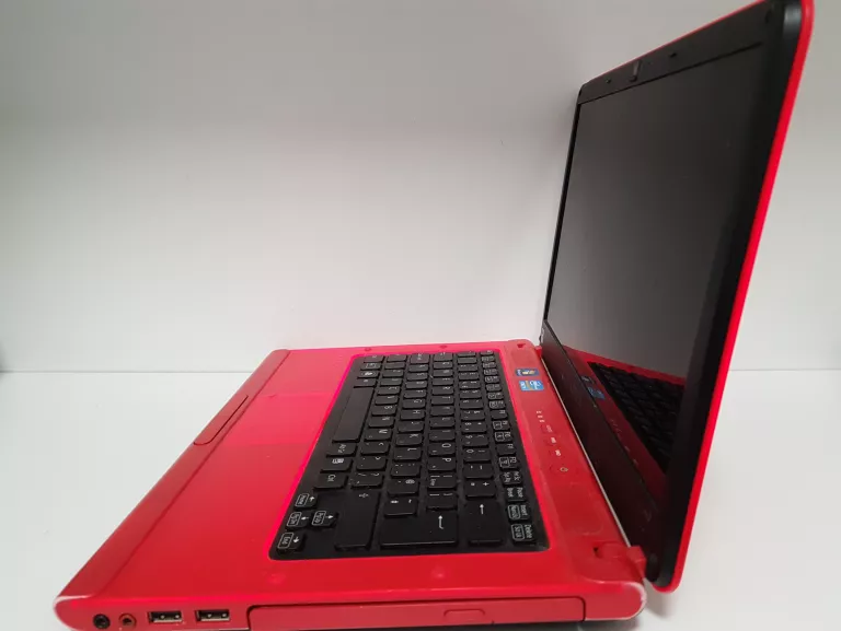 LAPTOP SONY VAIO PG-61813M