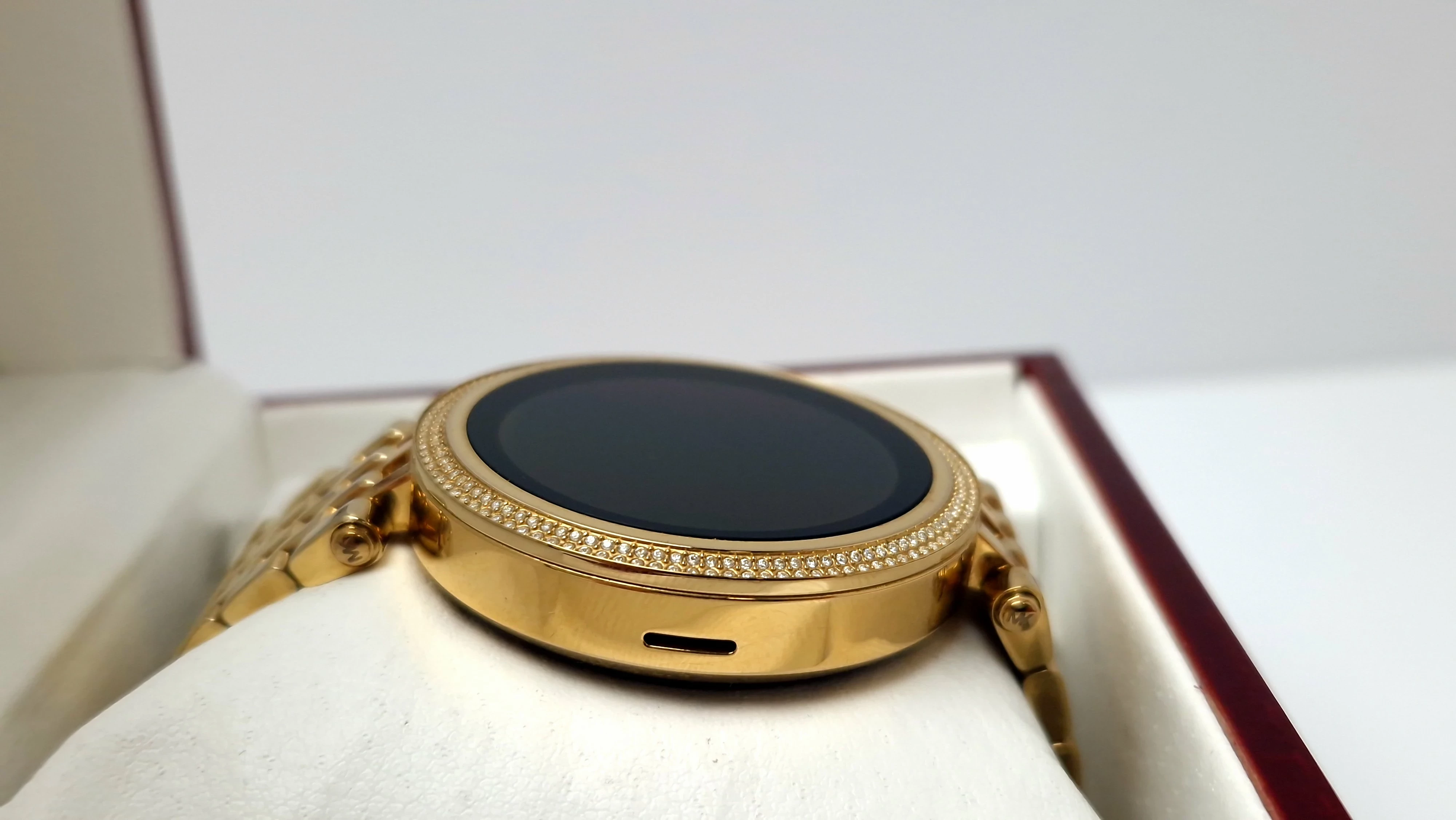 michael-kors-smartwatch-mkt-5127-zloty-ksztalt-koperty-okragly