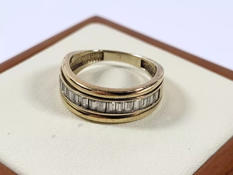 elegancki-zloty-pierscionek-304gr-333pr-rodzaj-2205-2