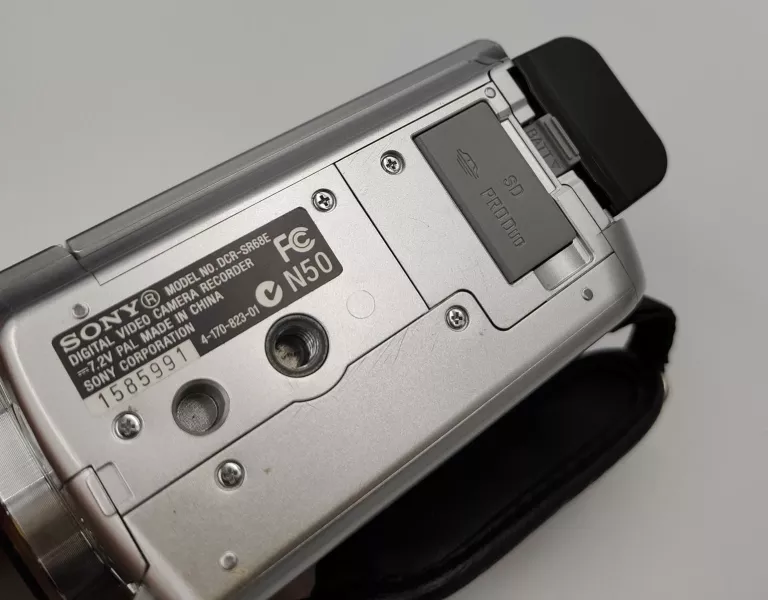 KAMERA CYFROWA SONY DCR-SR68 + ŁAD POKROWIEC
