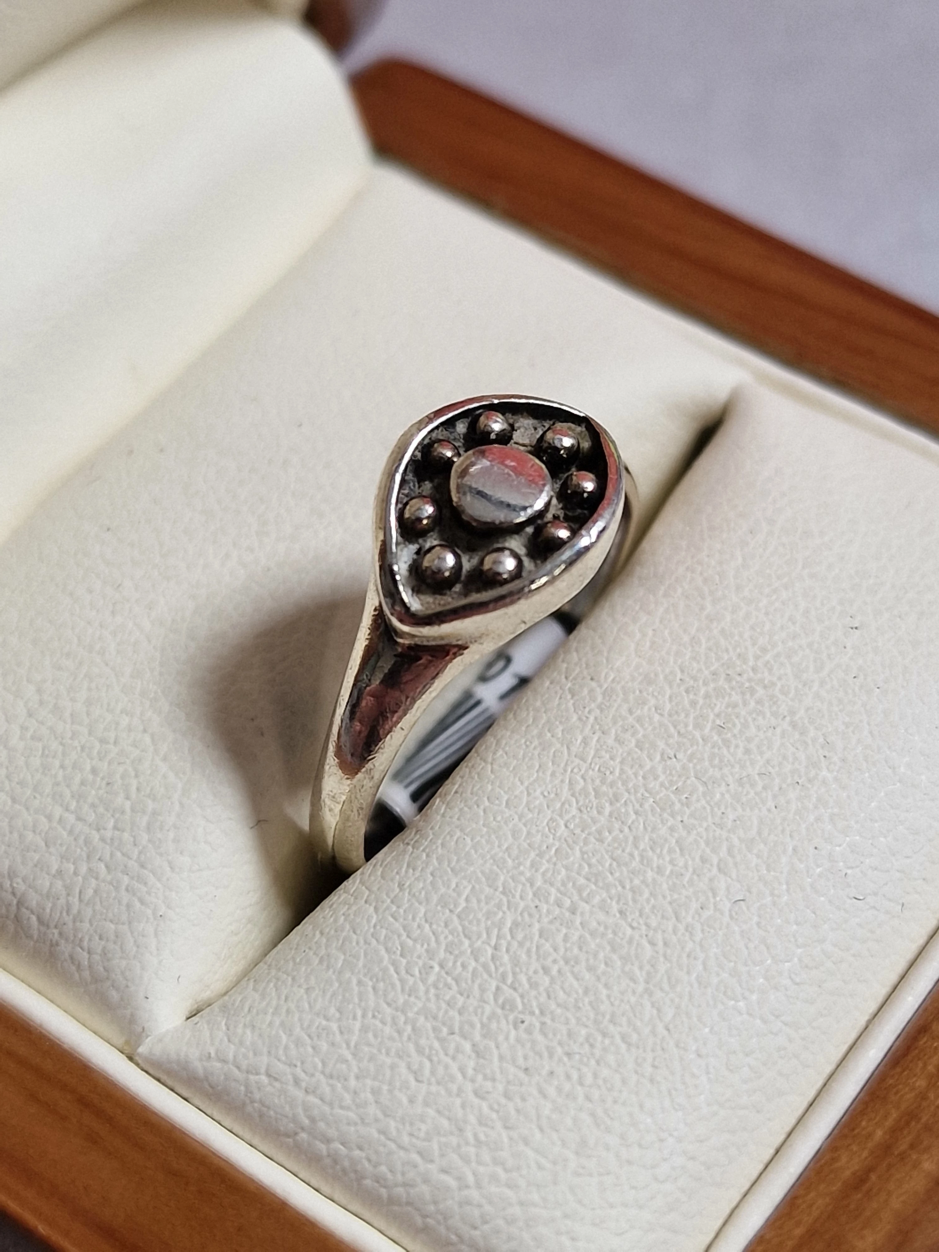 srebrny-pierscionek-925-323g-r17-emilii-gierczak-35-szczecin-rs