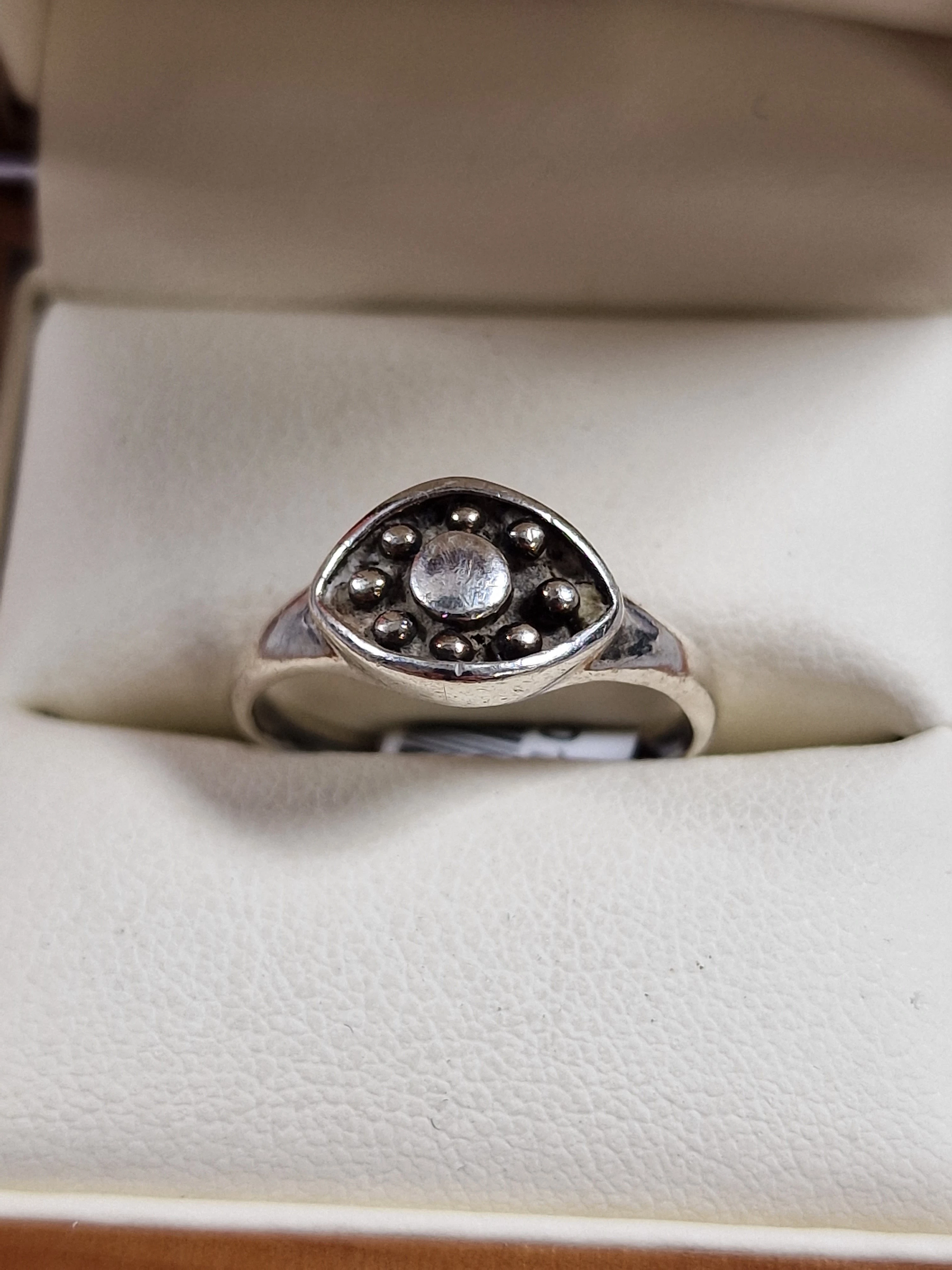 srebrny-pierscionek-925-323g-r17-rodzaj-2205-2