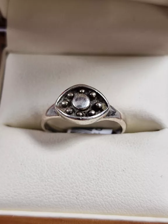 srebrny-pierscionek-925-323g-r17-marka-inna-marka