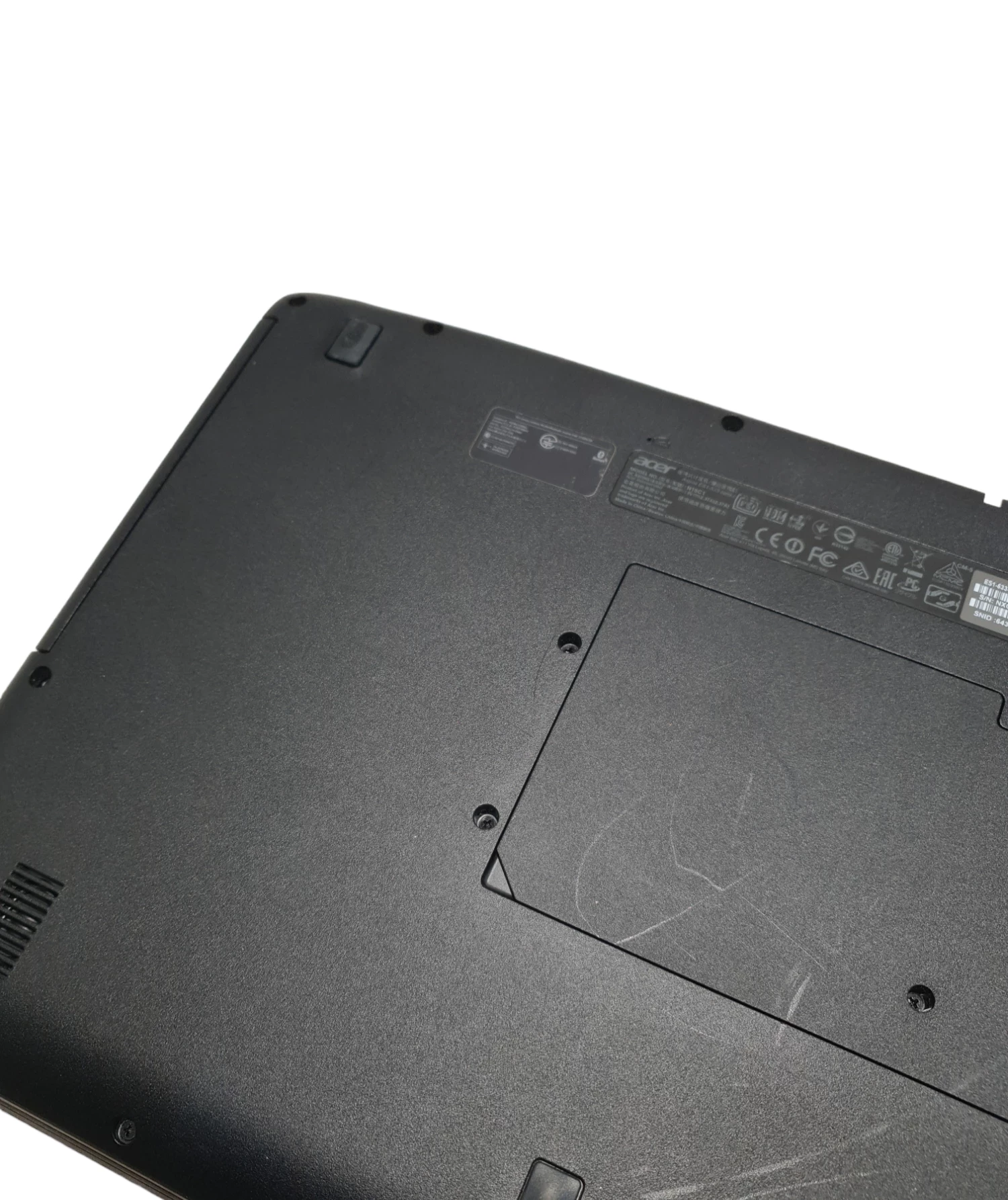 laptop-acer-aspire-es-15-zasilacz-rozdzielczosc-px-1366-x-768