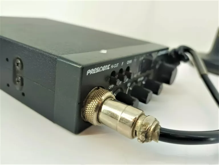 CB RADIO PRESIDENT JOHNNY 2 + ANTENA