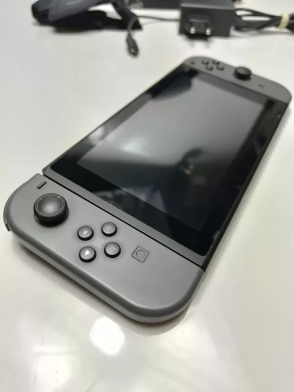 konsola-nintendo-switch-v1-ring-fit-adventure-stan-uzywany