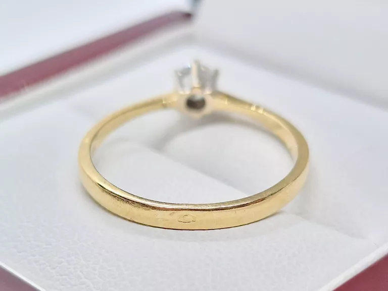 uroczy-zloty-pierscionek-585-14k-198g-r17-kamien-17088-128