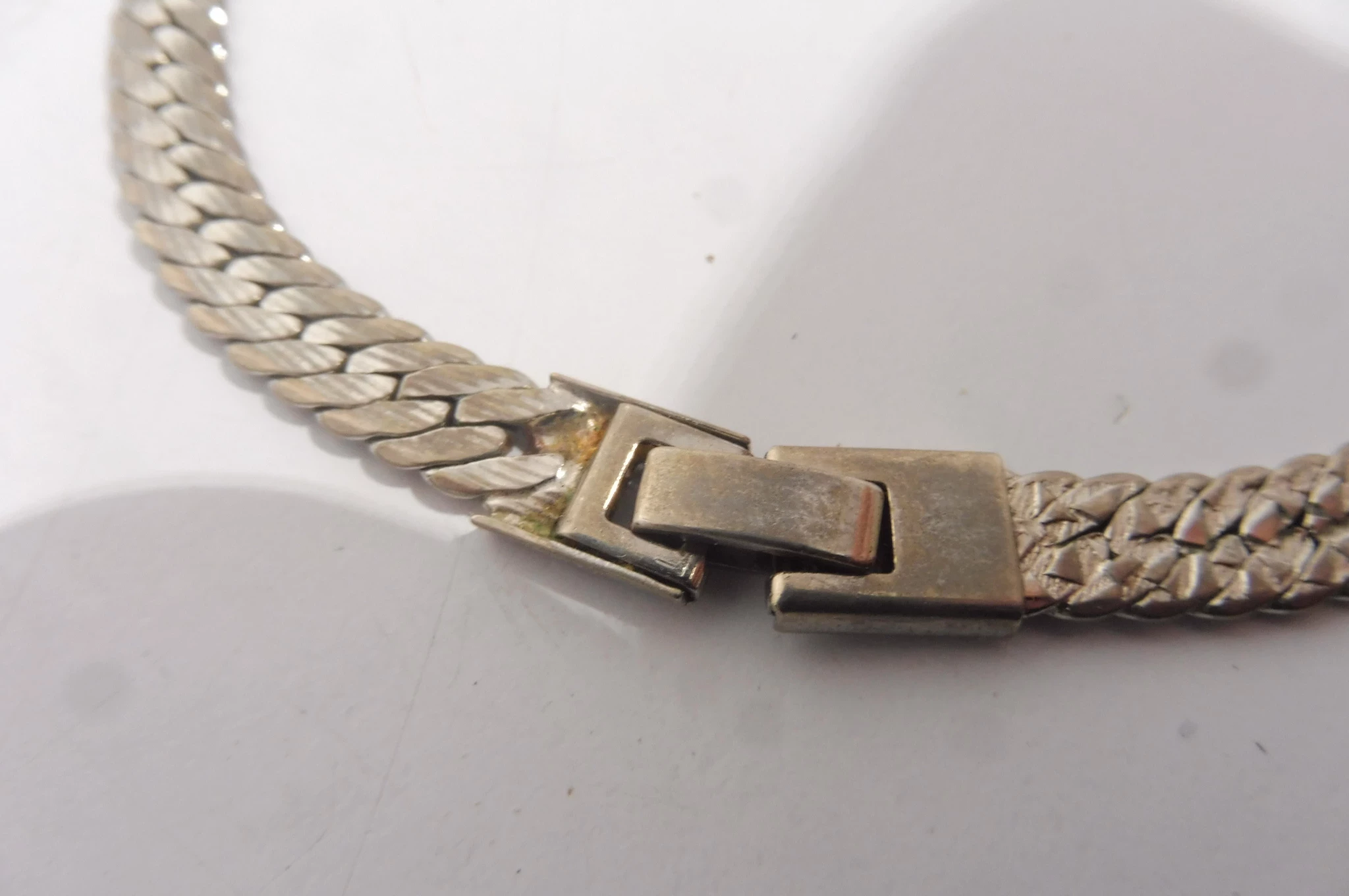 lancuszek-w-kolorze-srebrnym-42cm-dlugosc-calkowita-4000