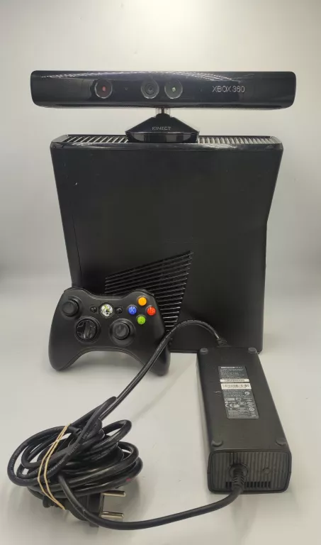 KONSOLA XBOX 360 SLIM 1439 250GB + PAD,KINECT