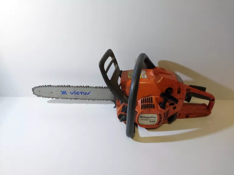 PIŁA SPALINOWA HUSQVARNA 240