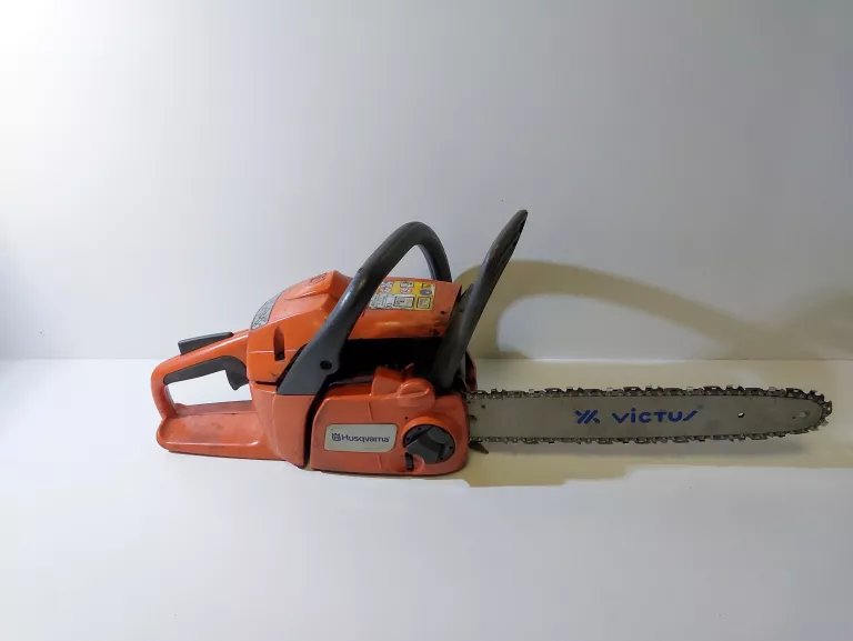 PIŁA SPALINOWA HUSQVARNA 240