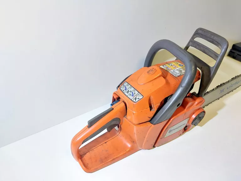 PIŁA SPALINOWA HUSQVARNA 240