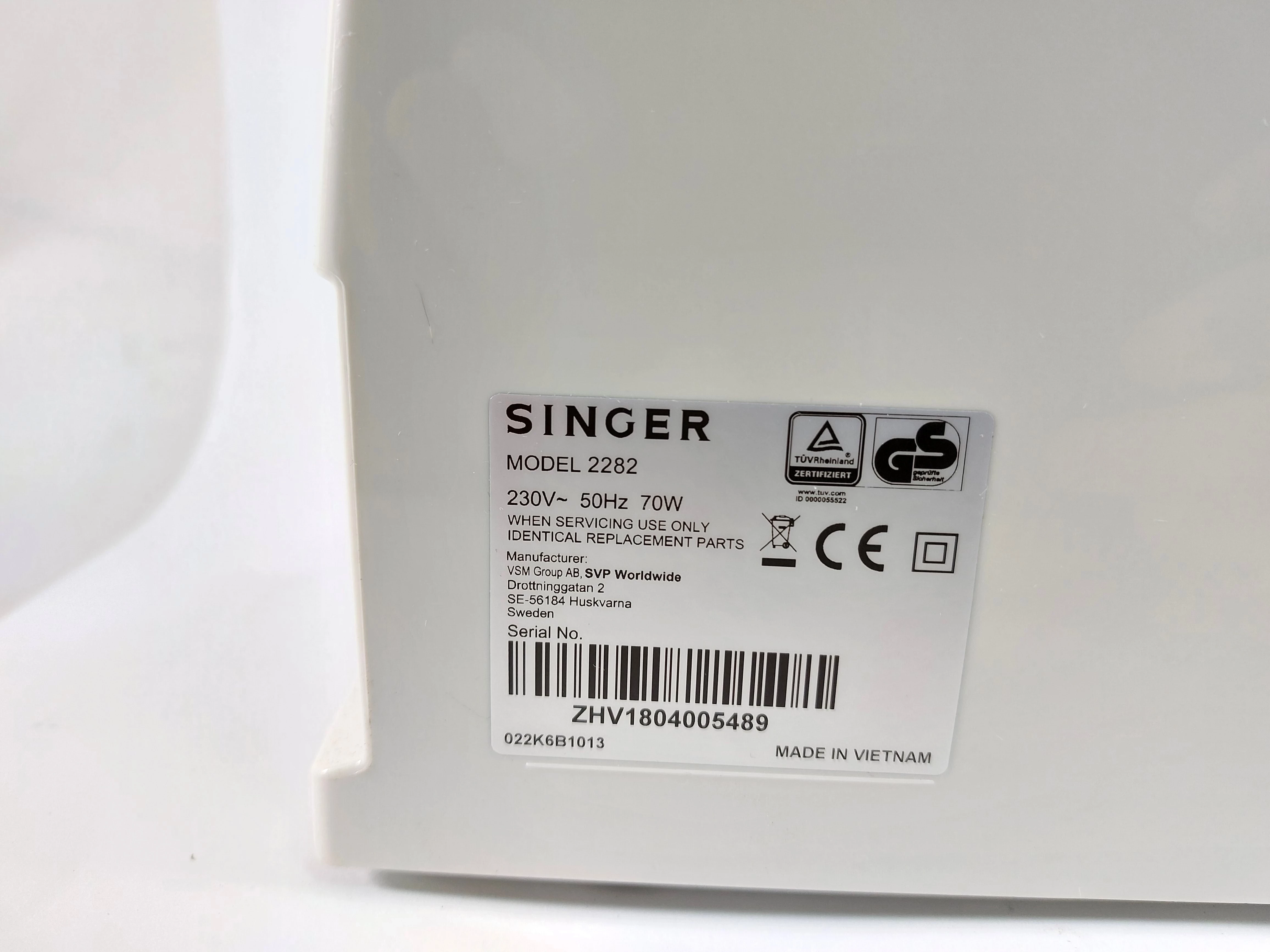 niezawodna-maszyna-do-szycia-singer-2282-ean-gtin-0374318843506
