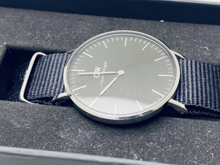 zegarek-daniel-wellington-ean-gtin-7350068244780