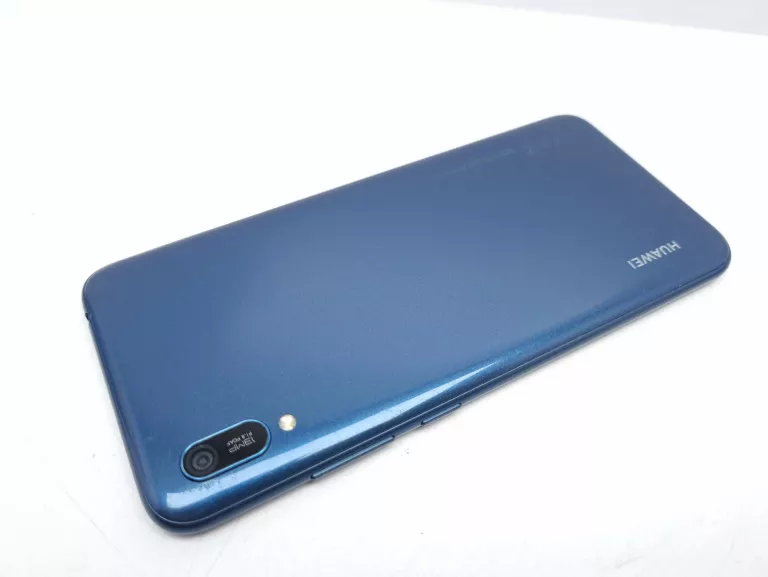HUAWEI Y6 2019 2/32GB 6,1'' 3020MAH 13MPX KOMPLET