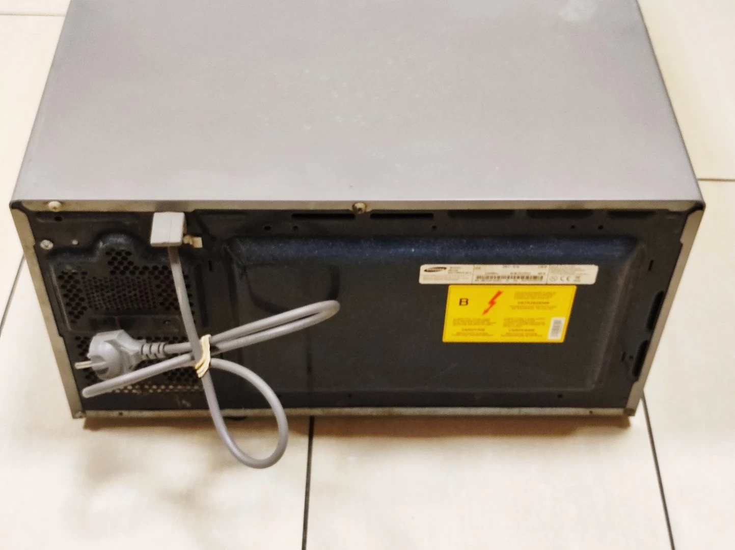 mikrofala-samsung-me732k-kod-producenta-me732k