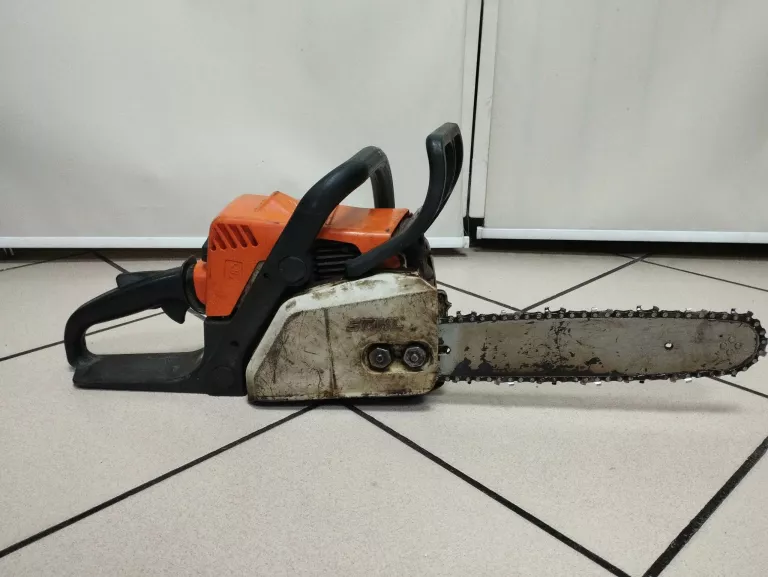 pila-spalinowa-stihl-ms-170-opis-zasilanie-spalinowe