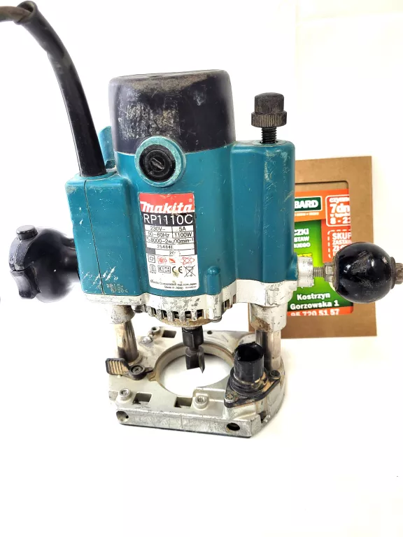 MAKITA FREZARKA GÓRNOWRZECIONOWA 1100W RP1110CJ