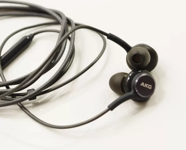 sluchawki-akg-komisji-edukacji-narodowej-96u14-warszawa